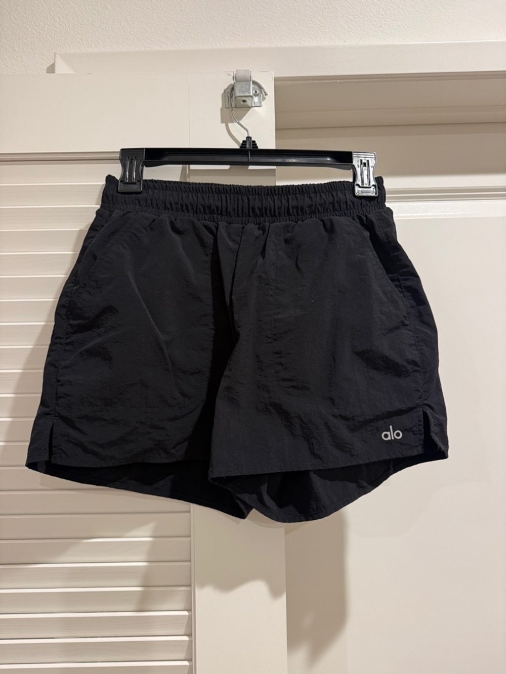 Alo Black Athletic Shorts with Drawstring (part of a matching set)